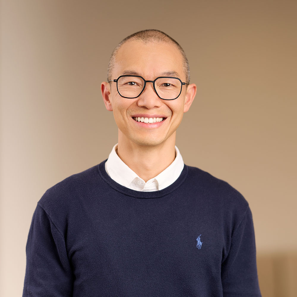 Dr Jonathan Yong